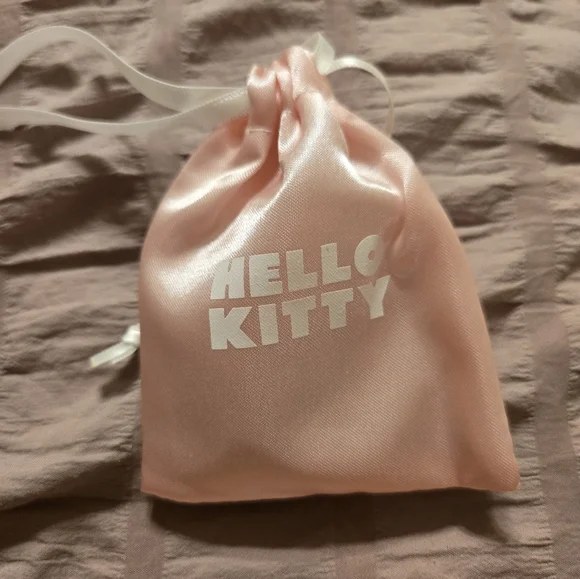 NWOT Hello Kitty Belly Ring - Picture 2 of 3